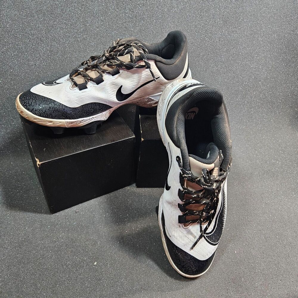 Nike Alpha Huarache Varsity 4 Low Baseball Cleats Men’s 9 White Black FD6255-108